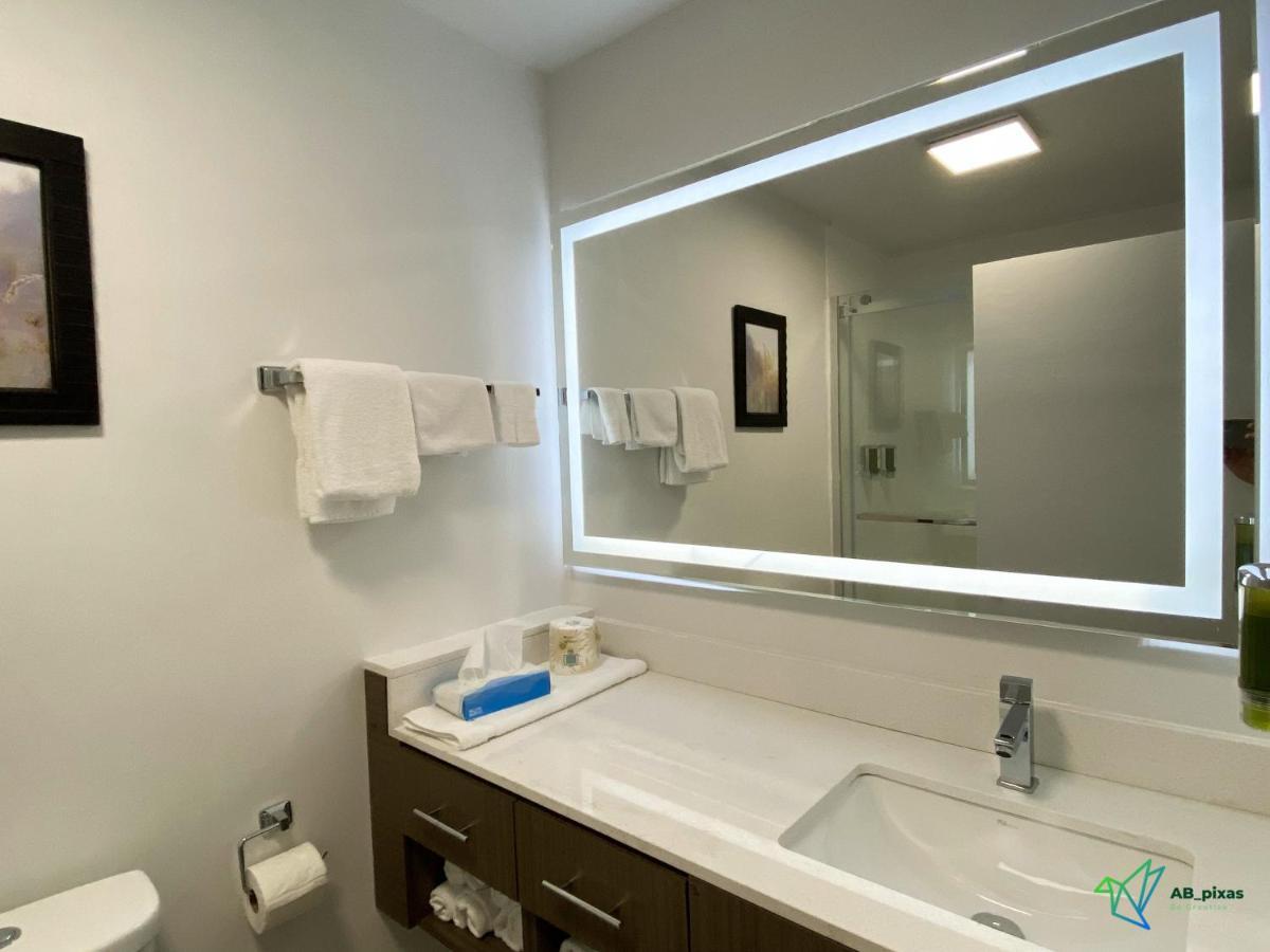 Glengarry Extended Stays Truro Dış mekan fotoğraf